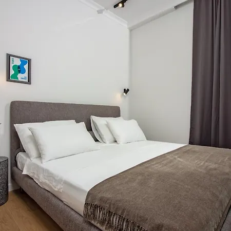Maroen Lux And Old Town Апартаменты Сплит